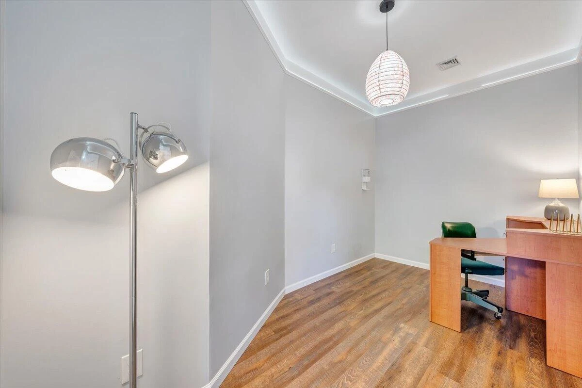 708 5Th ST SW - Photo 31