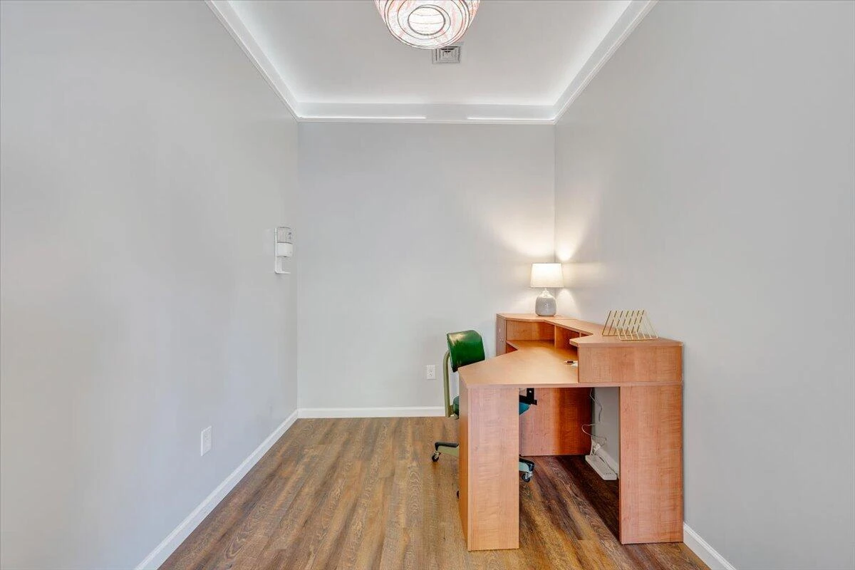 708 5Th ST SW - Photo 32