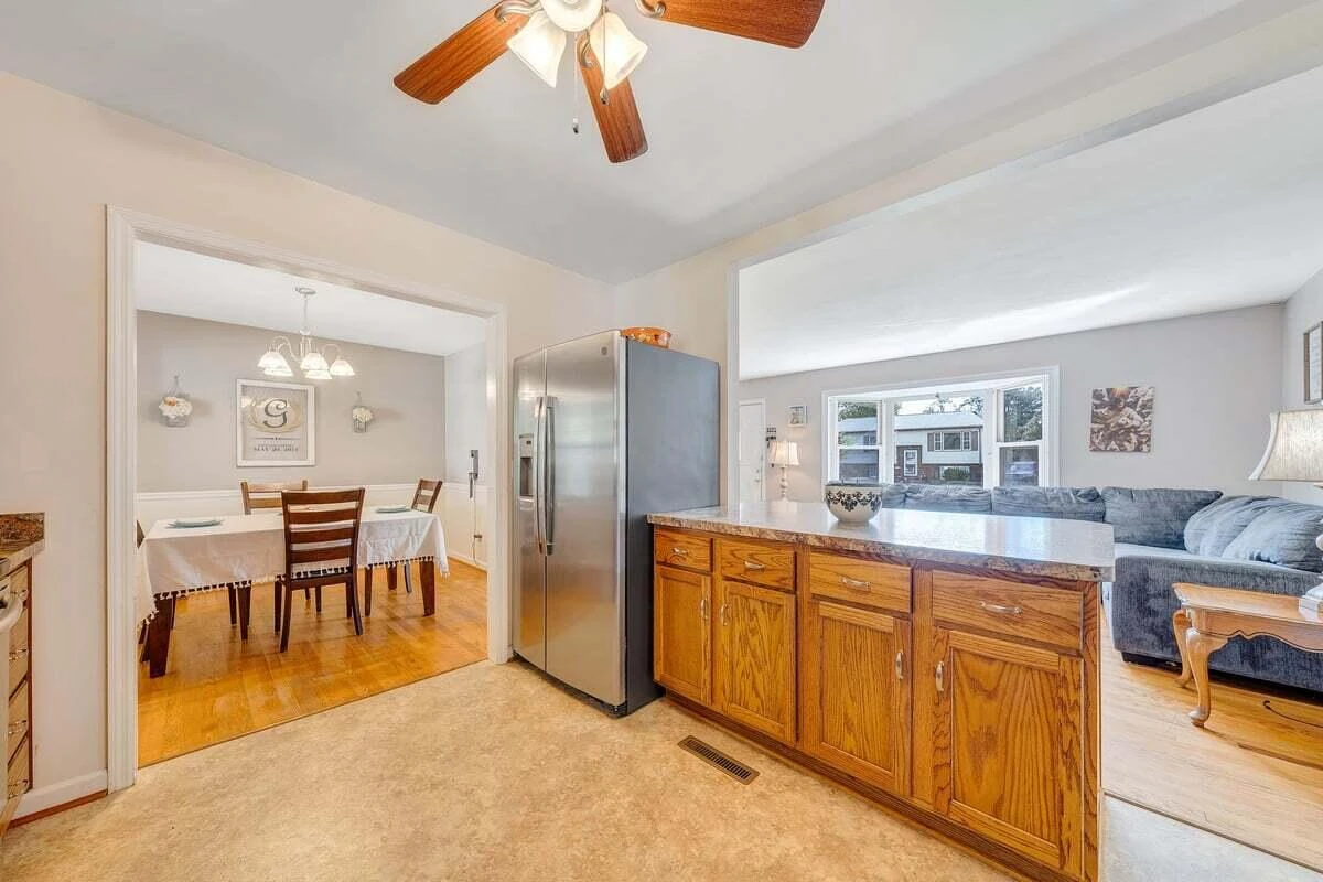 6359 Greenway DR - Photo 11