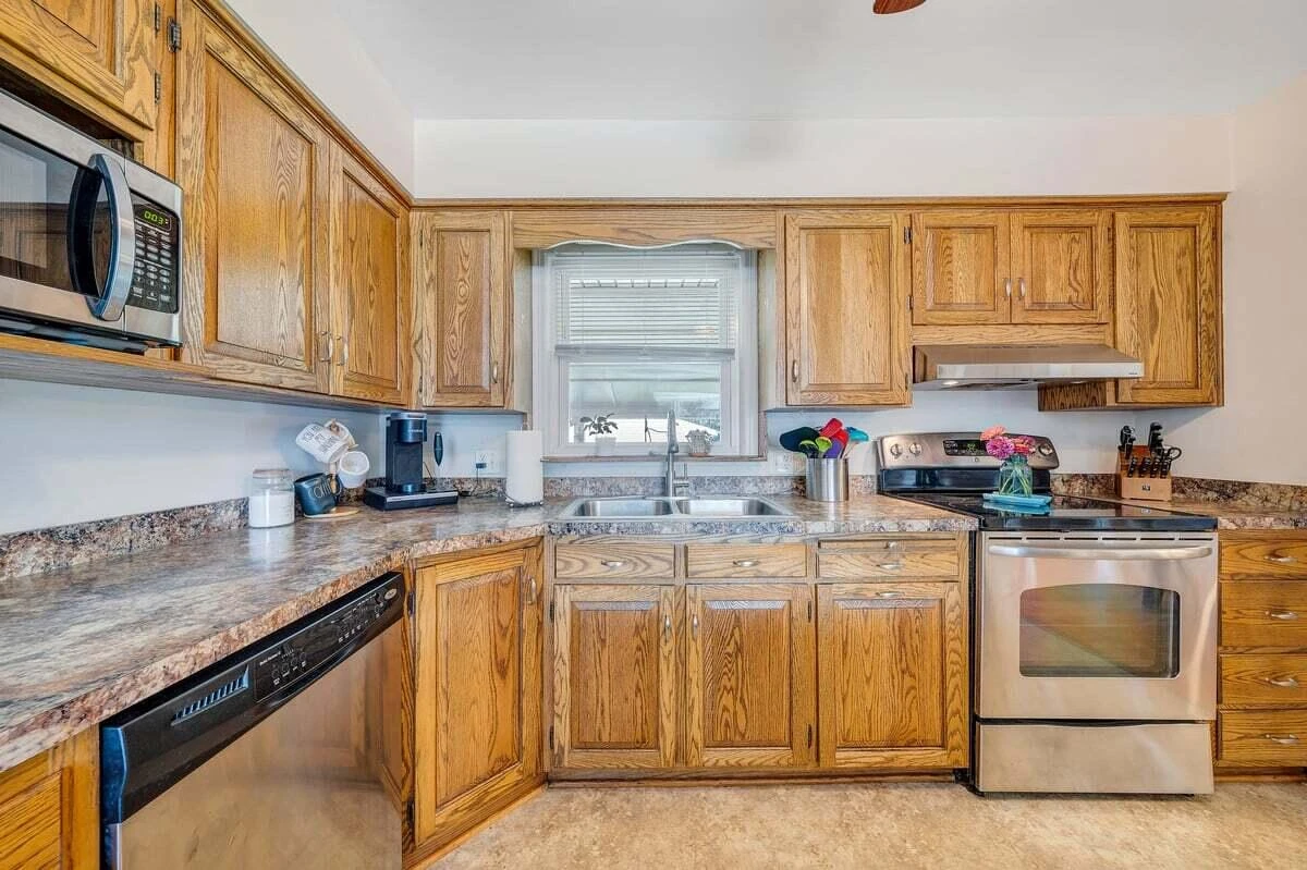 6359 Greenway DR - Photo 12