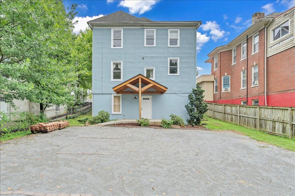 429 Elm AVE SW - Photo 40