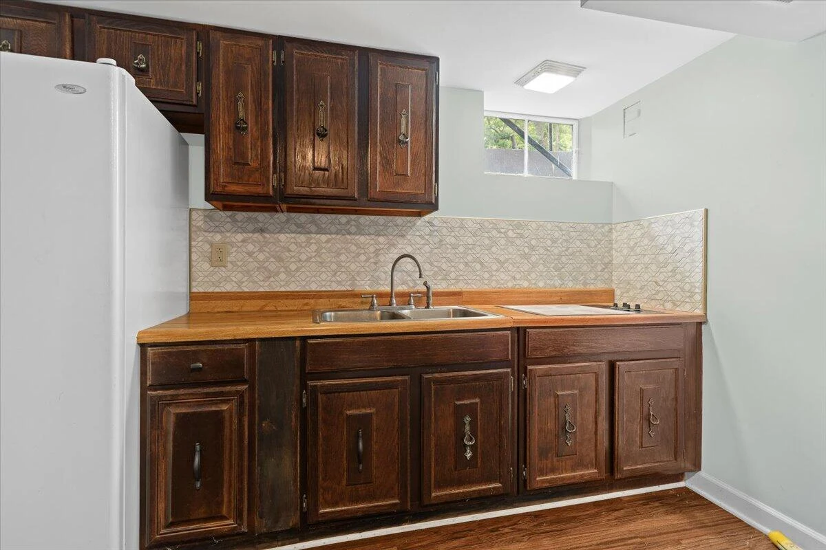 1019 Silverwood RD NW - Photo 22
