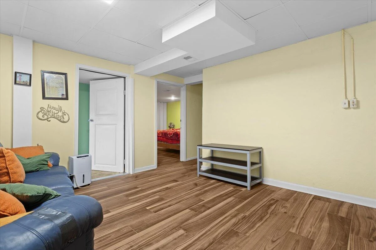 1019 Silverwood RD NW - Photo 24