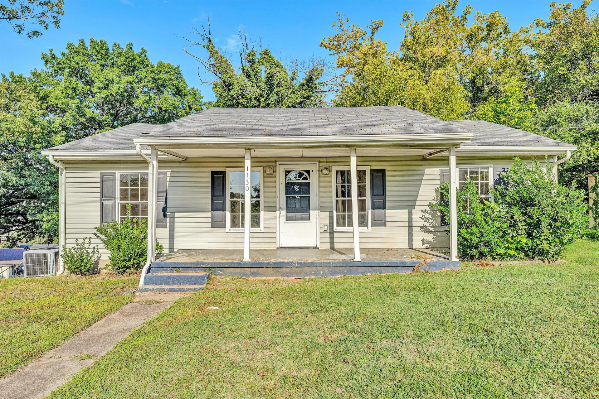 1130 Van Buren ST NW