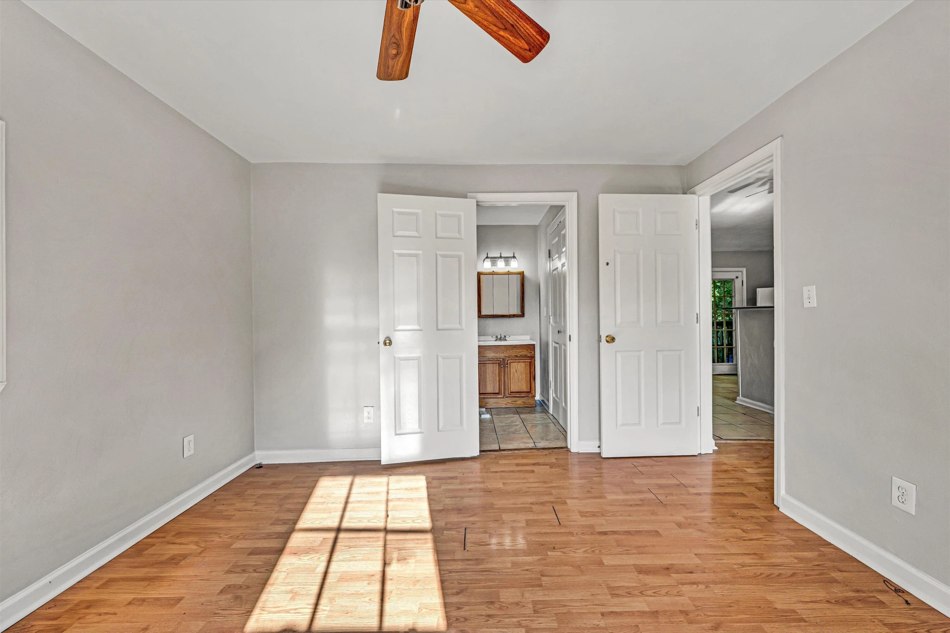 1130 Van Buren ST NW - Photo 10