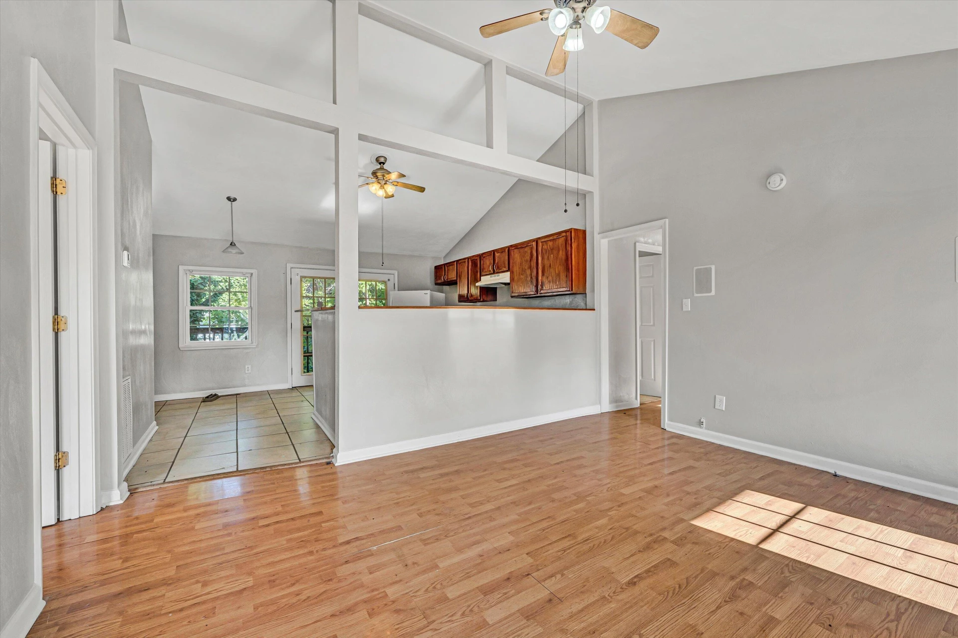 1130 Van Buren ST NW - Photo 4