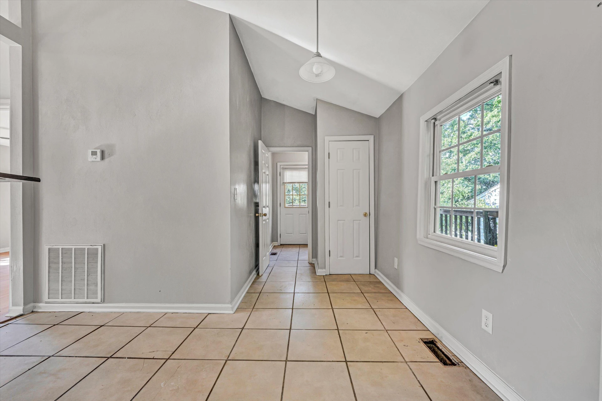 1130 Van Buren ST NW - Photo 7