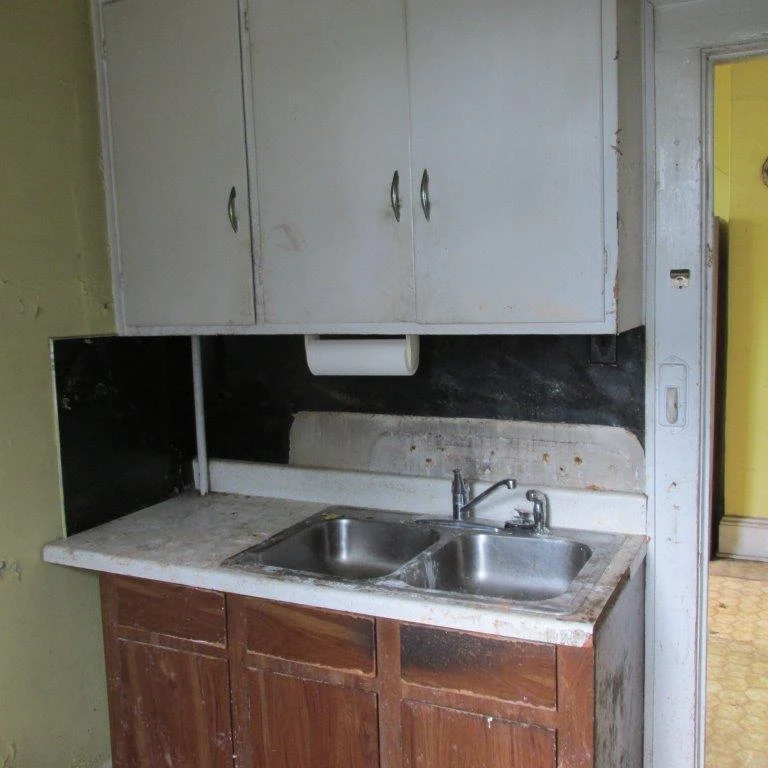 1302 Hanover AVE NW - Photo 11
