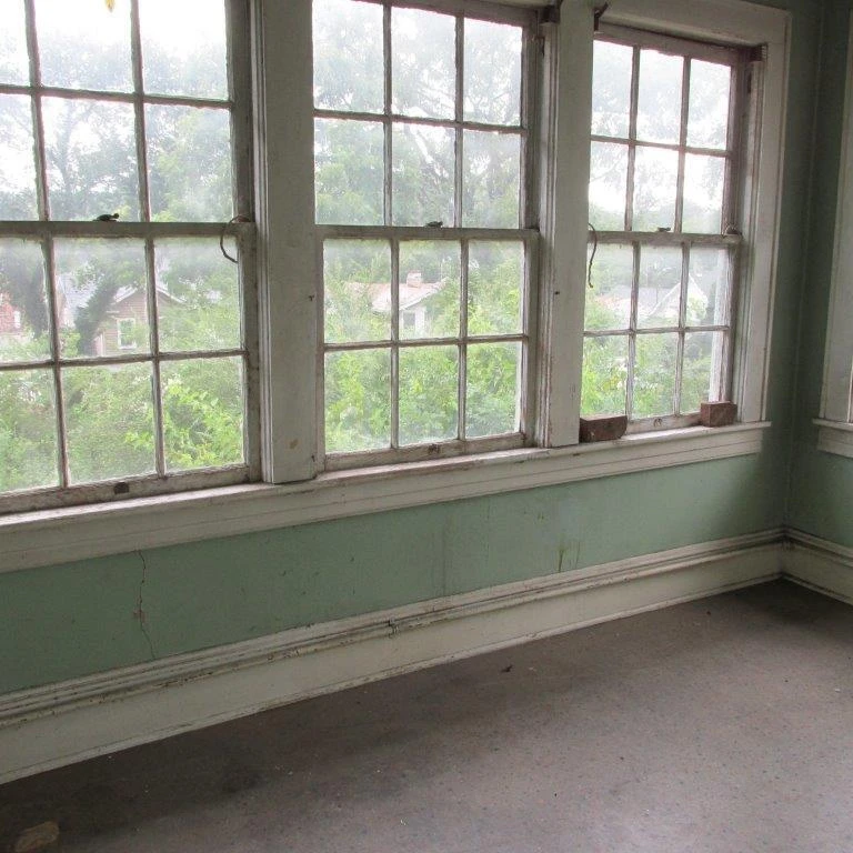 1302 Hanover AVE NW - Photo 17