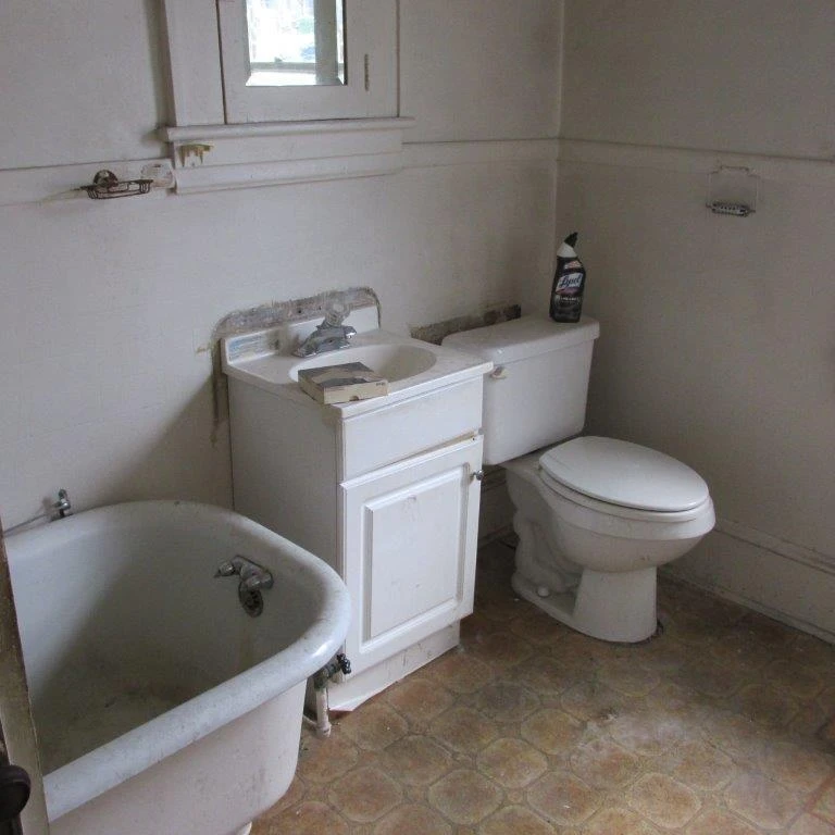 1302 Hanover AVE NW - Photo 18
