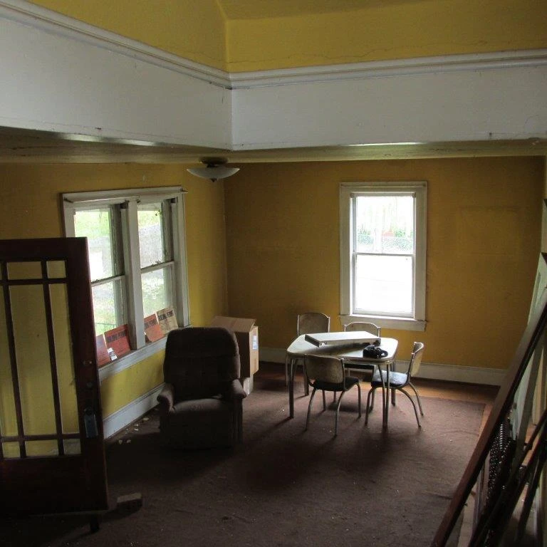 1302 Hanover AVE NW - Photo 5