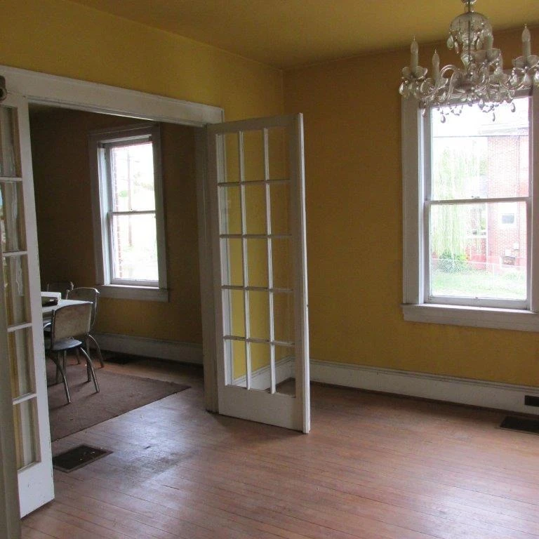 1302 Hanover AVE NW - Photo 7