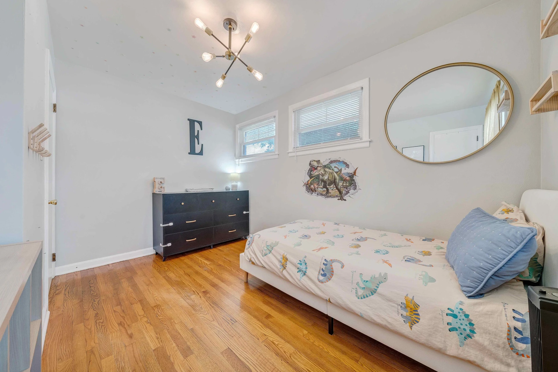 2817 Bradley ST NE - Photo 15