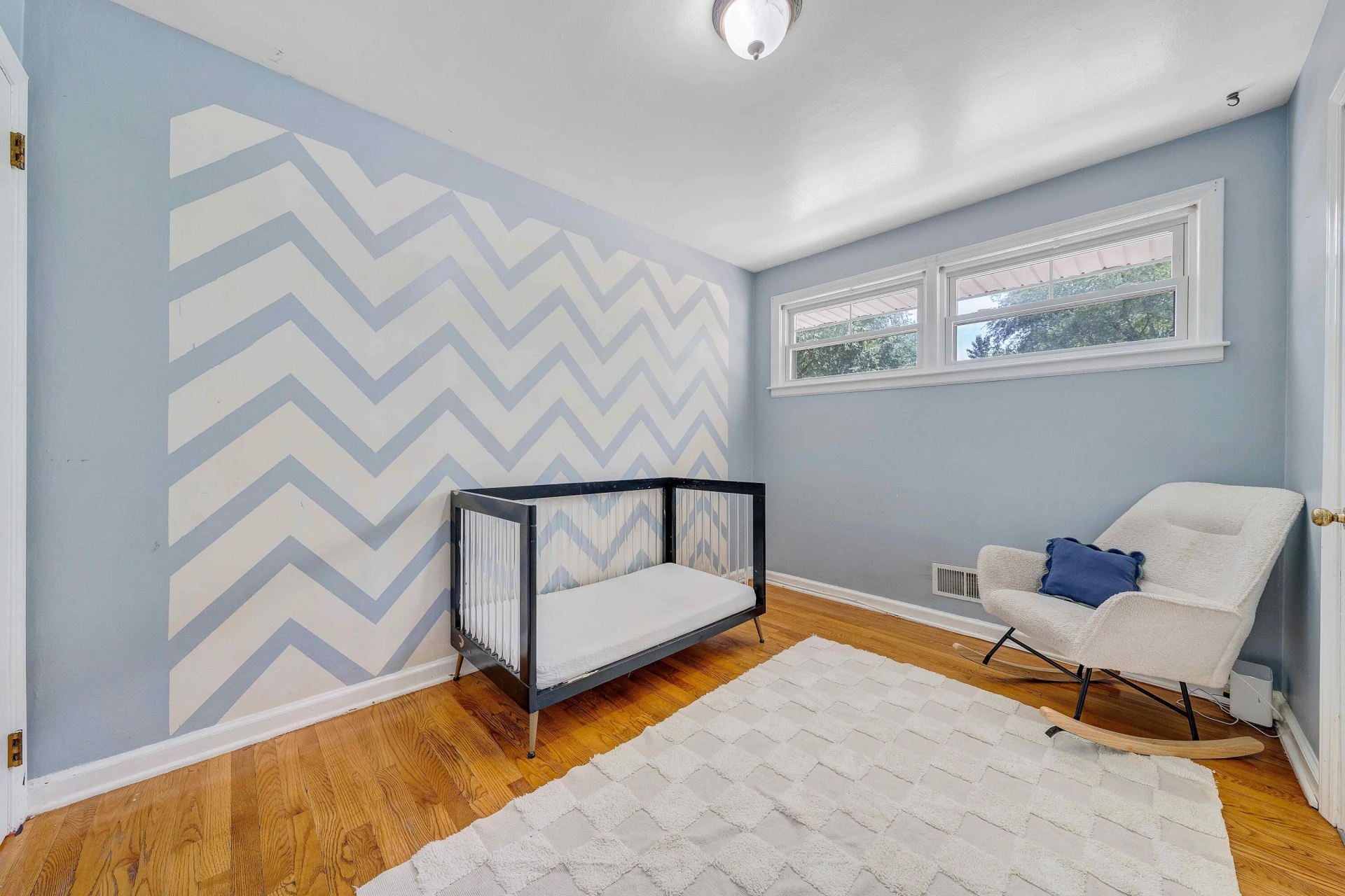 2817 Bradley ST NE - Photo 17