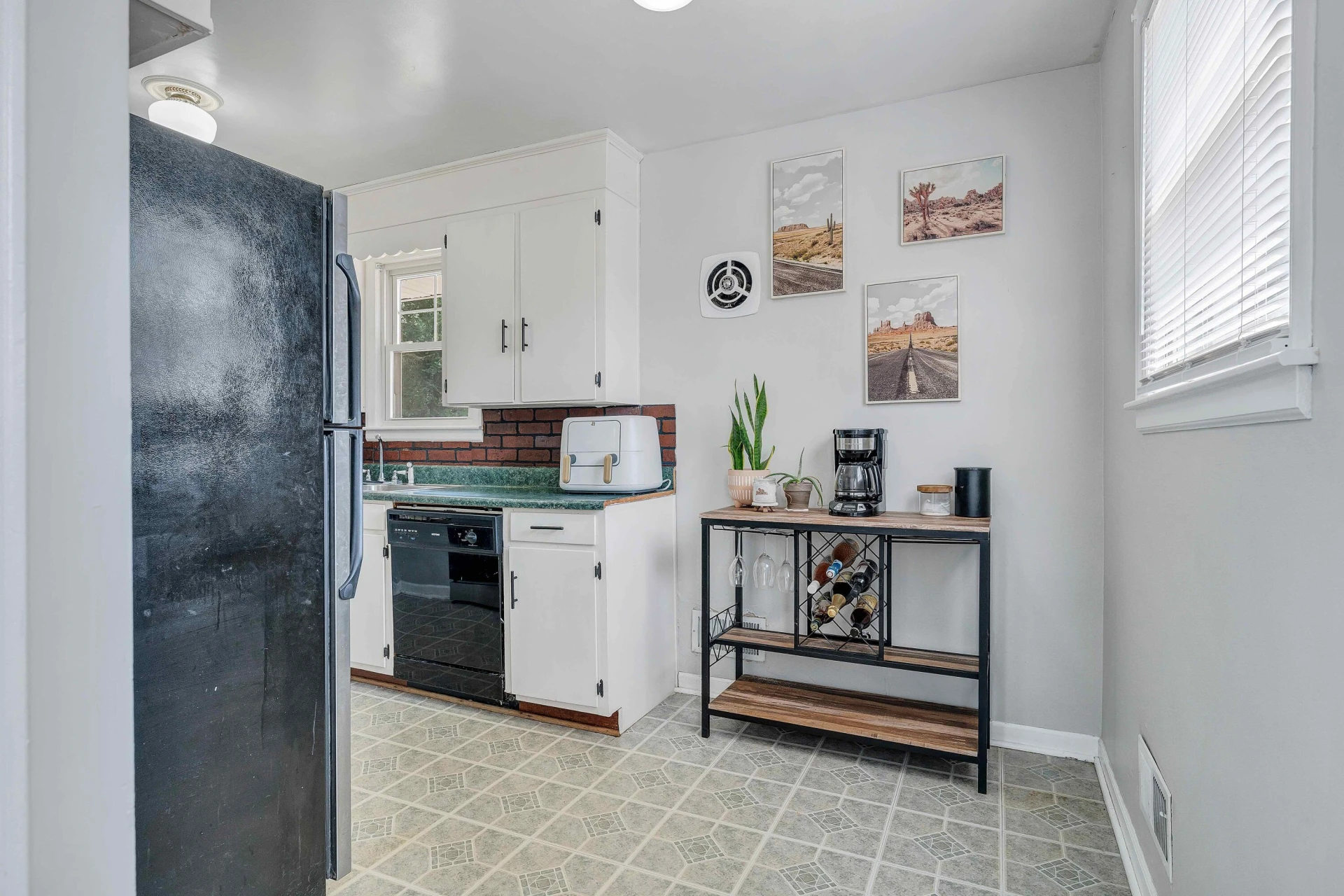 2817 Bradley ST NE - Photo 18