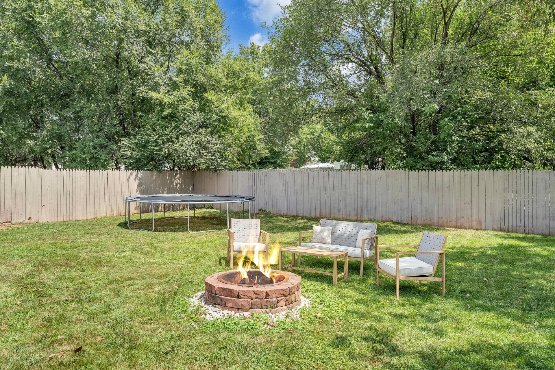 2817 Bradley ST NE - Photo 26