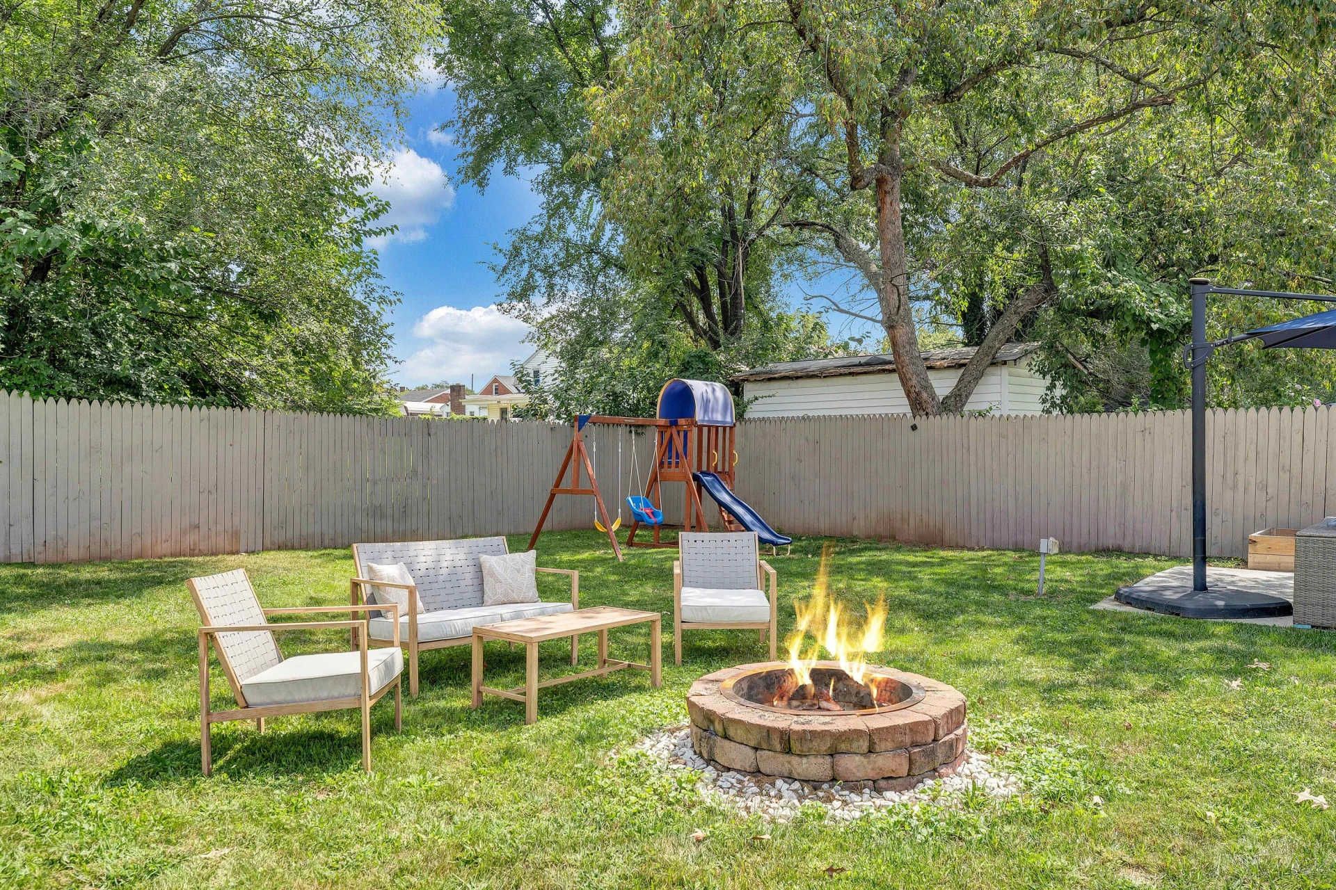 2817 Bradley ST NE - Photo 27