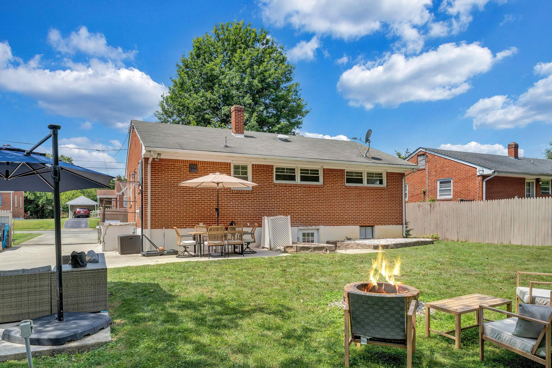 2817 Bradley ST NE - Photo 28