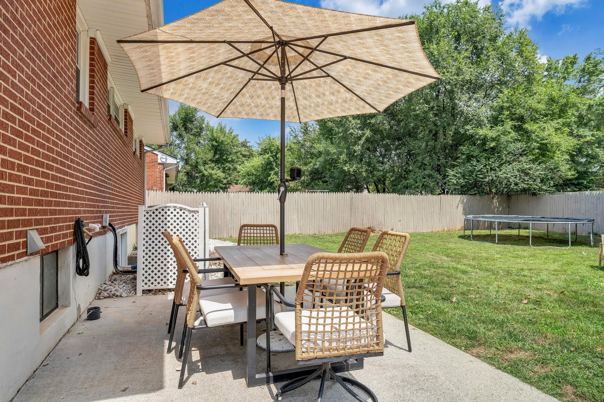 2817 Bradley ST NE - Photo 31