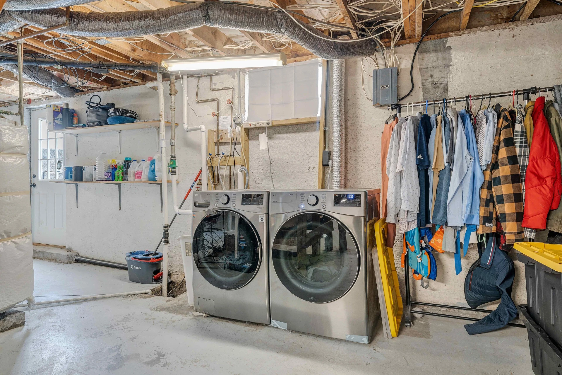 2817 Bradley ST NE - Photo 38