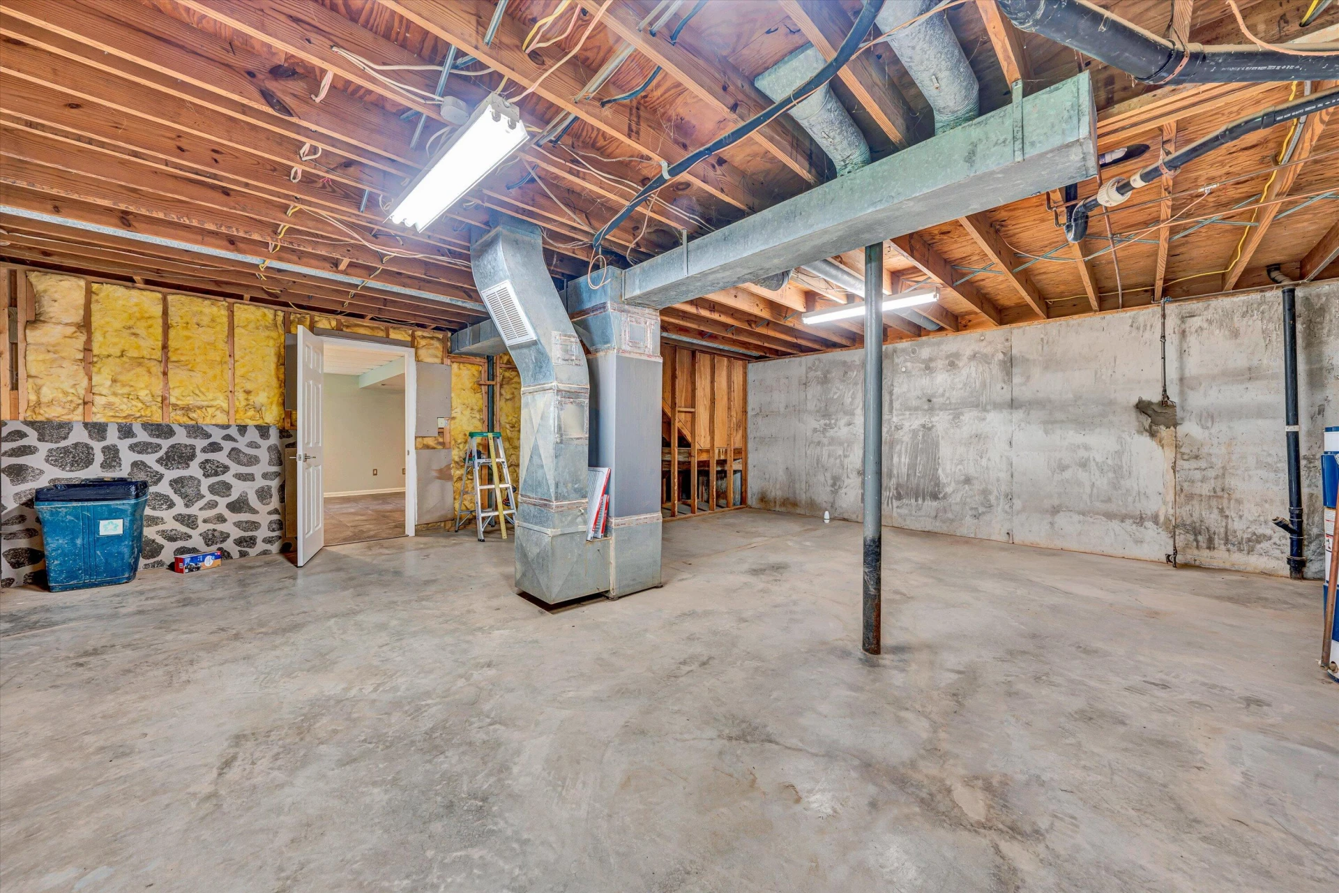 845 Pinewood DR NW - Photo 23