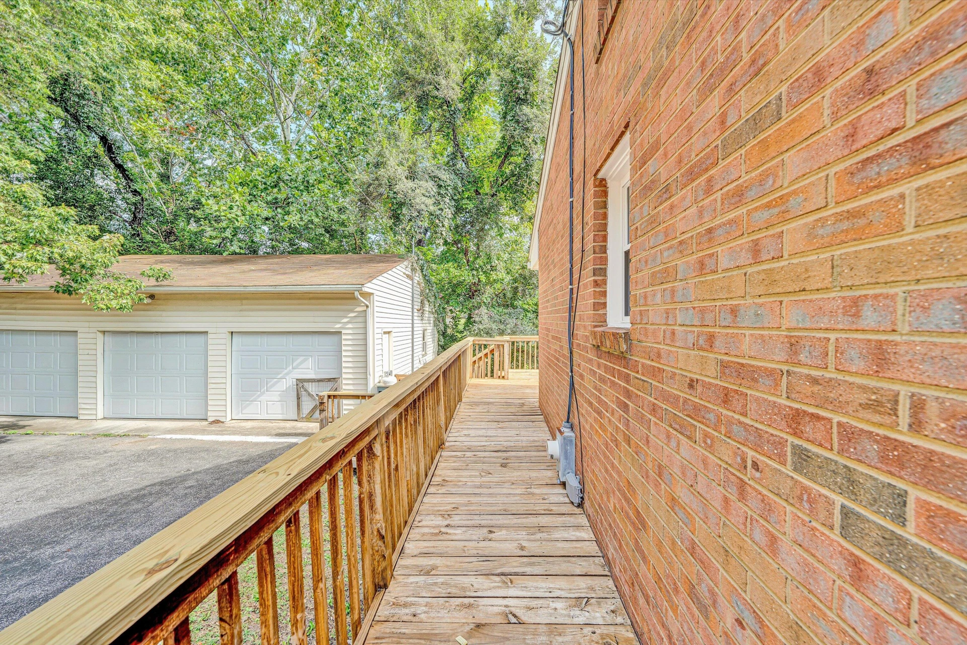 845 Pinewood DR NW - Photo 27