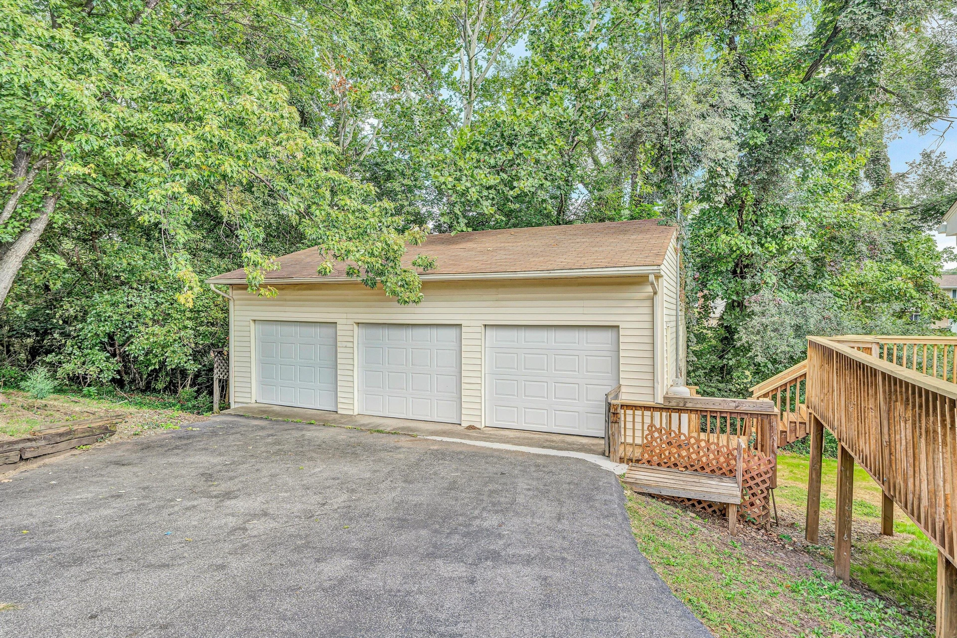 845 Pinewood DR NW - Photo 30