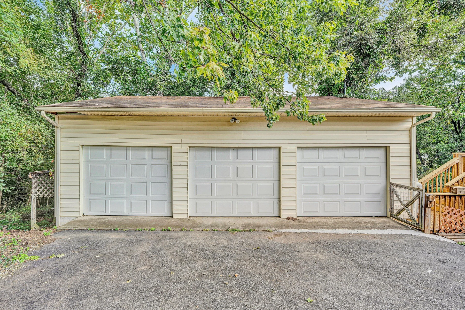 845 Pinewood DR NW - Photo 31