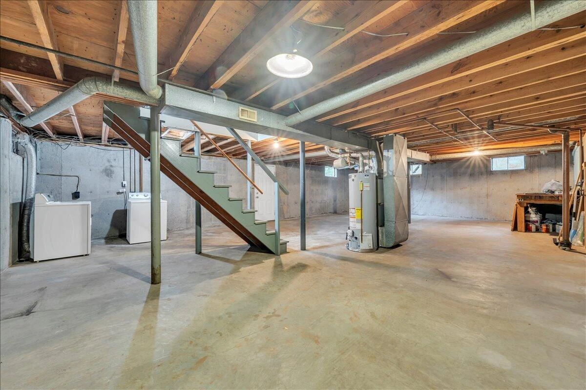 5327 Meadowcrest ST - Photo 19