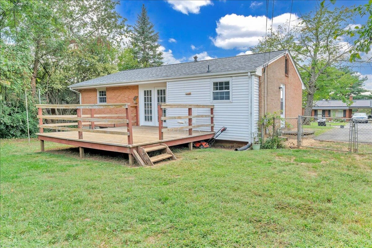 5327 Meadowcrest ST - Photo 27