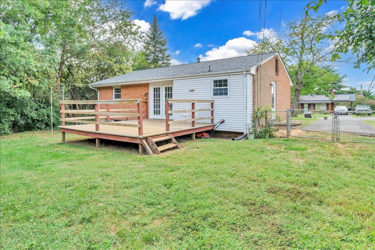 5327 Meadowcrest ST - Photo 28