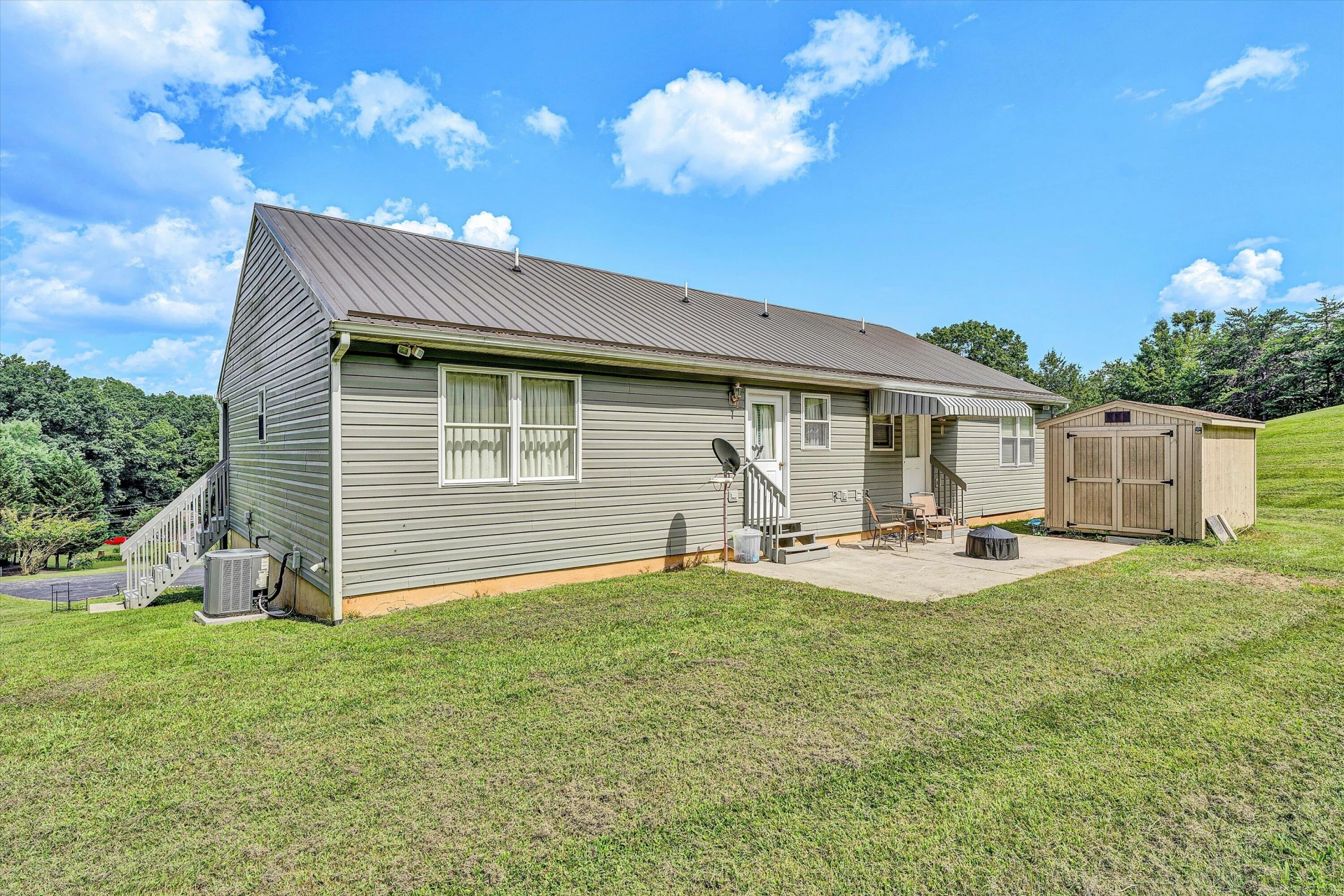 3121 Trent RD SE #& 3123 - Photo 63