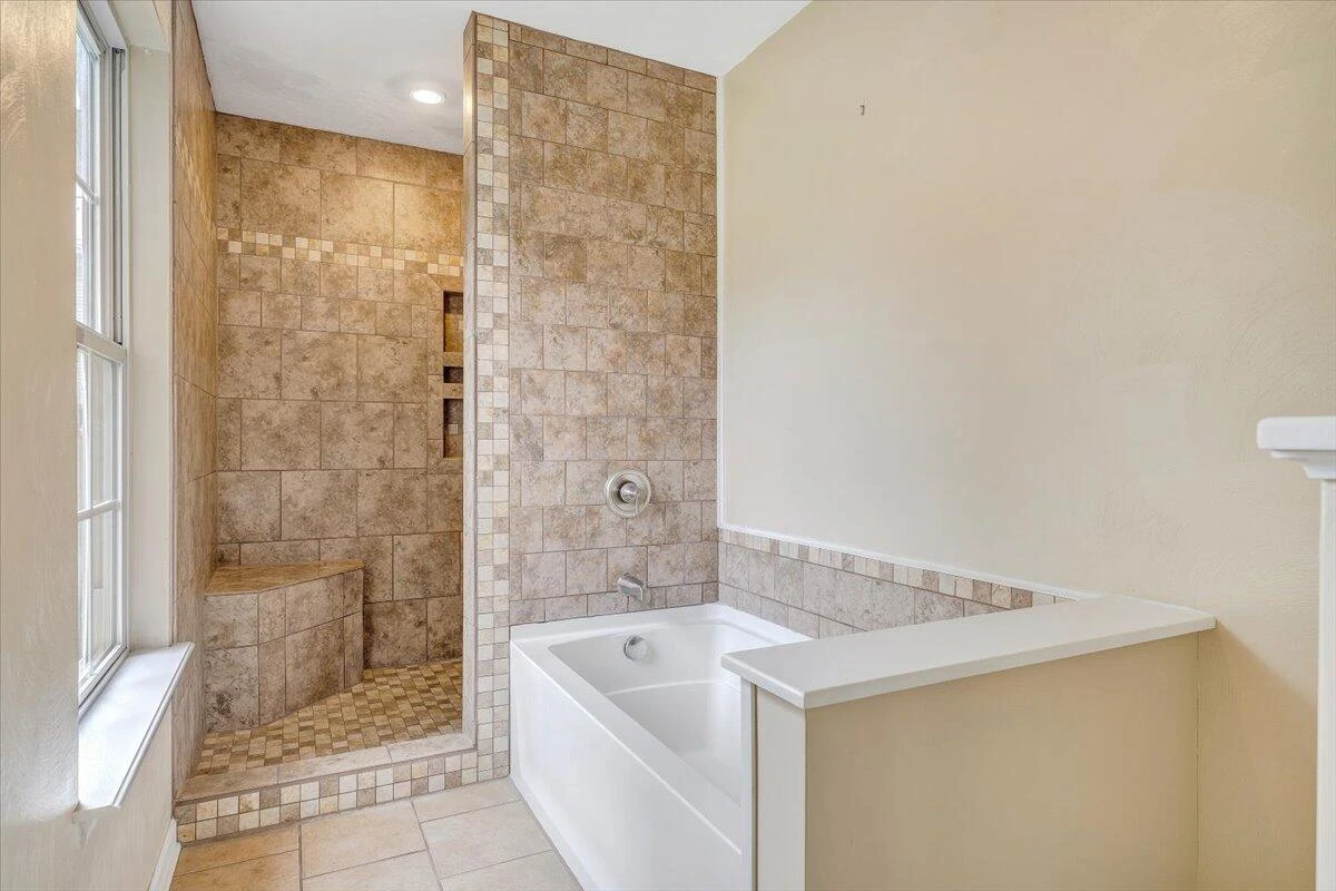 1185 Virginia Woods DR - Photo 12