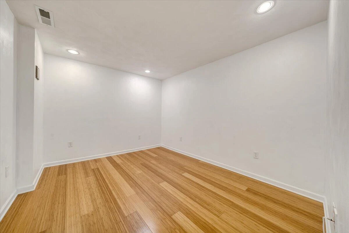 1185 Virginia Woods DR - Photo 25