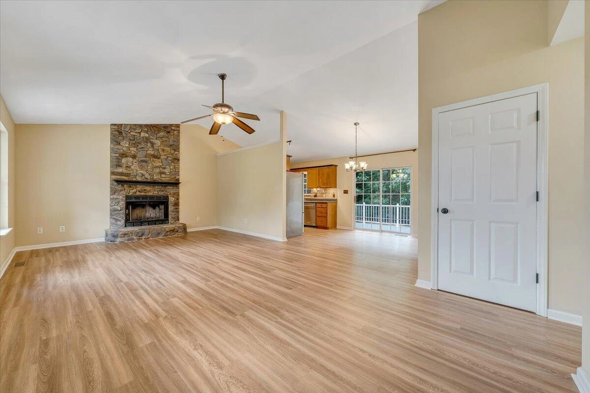 1185 Virginia Woods DR - Photo 4