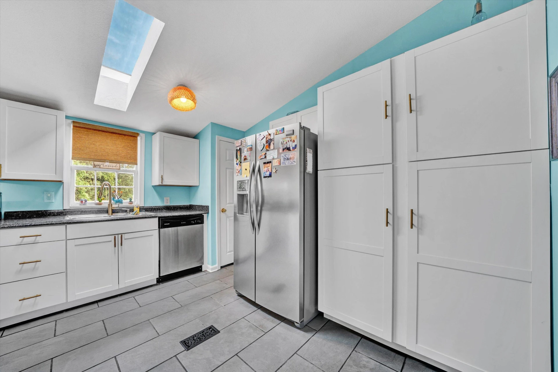 670 Lucy Wade RD - Photo 13