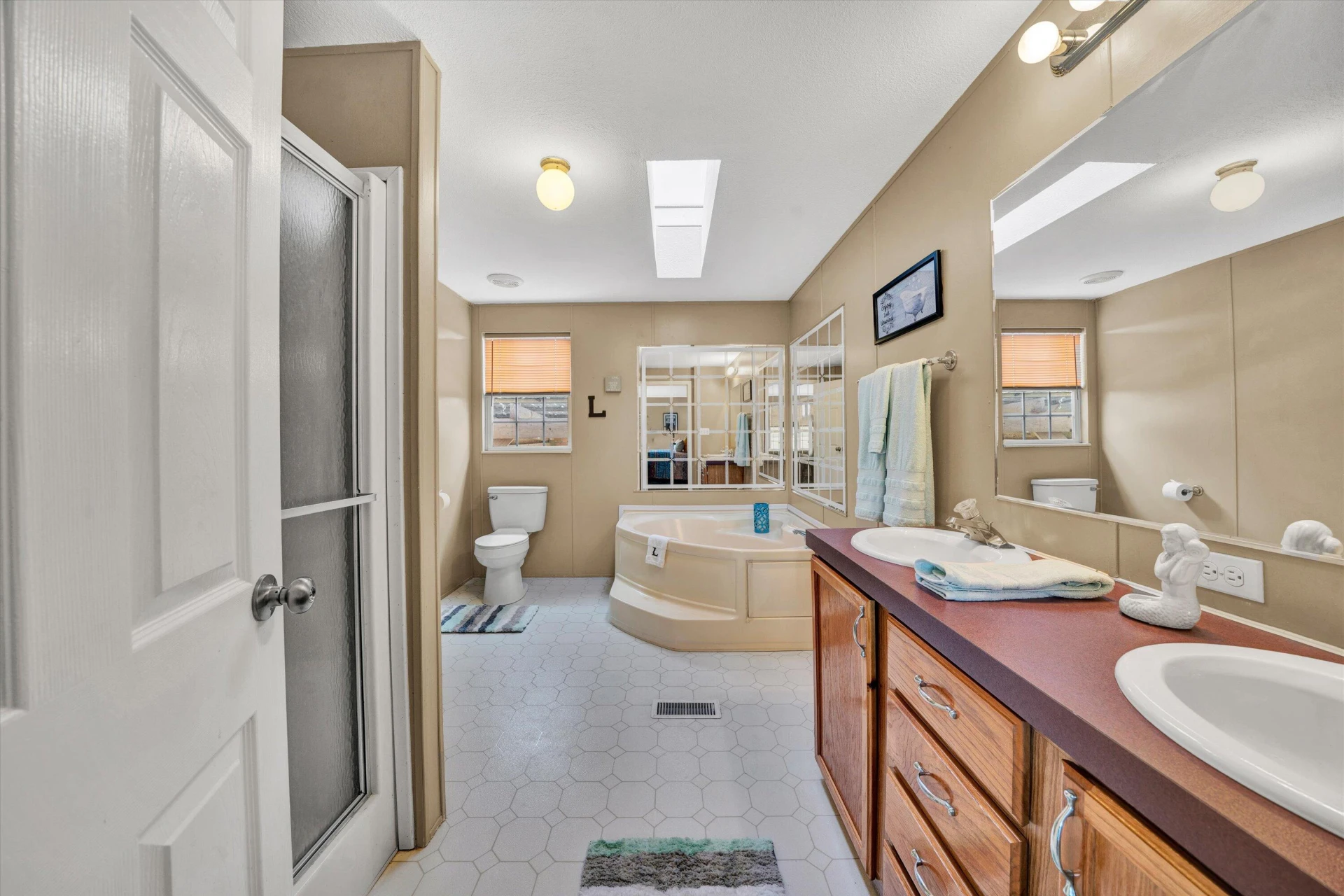 670 Lucy Wade RD - Photo 36