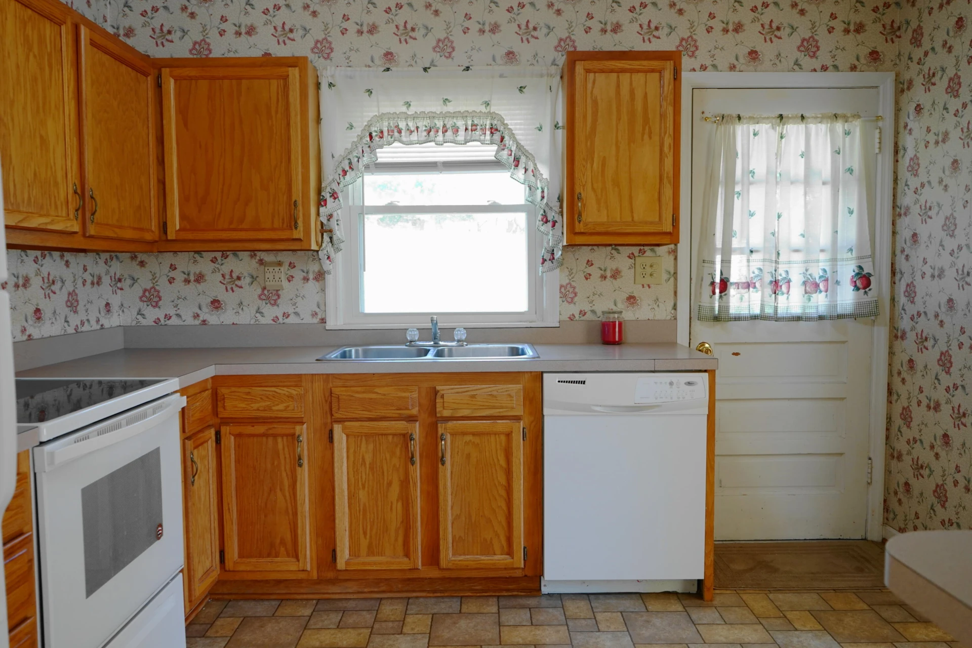 5231 Springlawn AVE - Photo 11