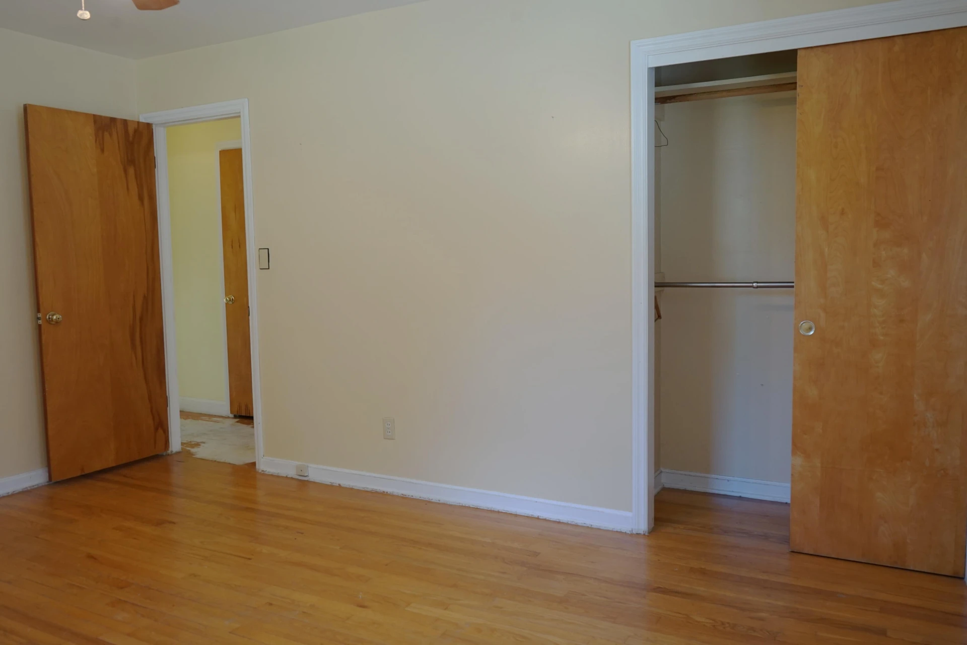 5231 Springlawn AVE - Photo 17