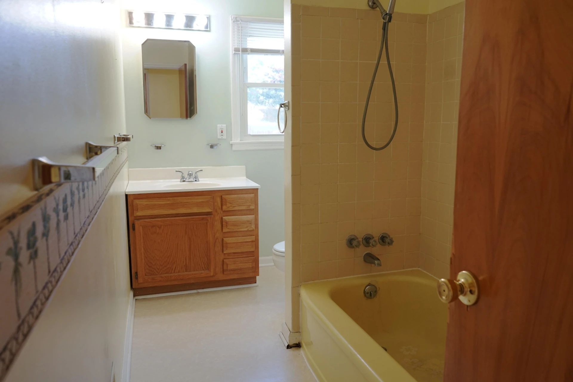 5231 Springlawn AVE - Photo 18