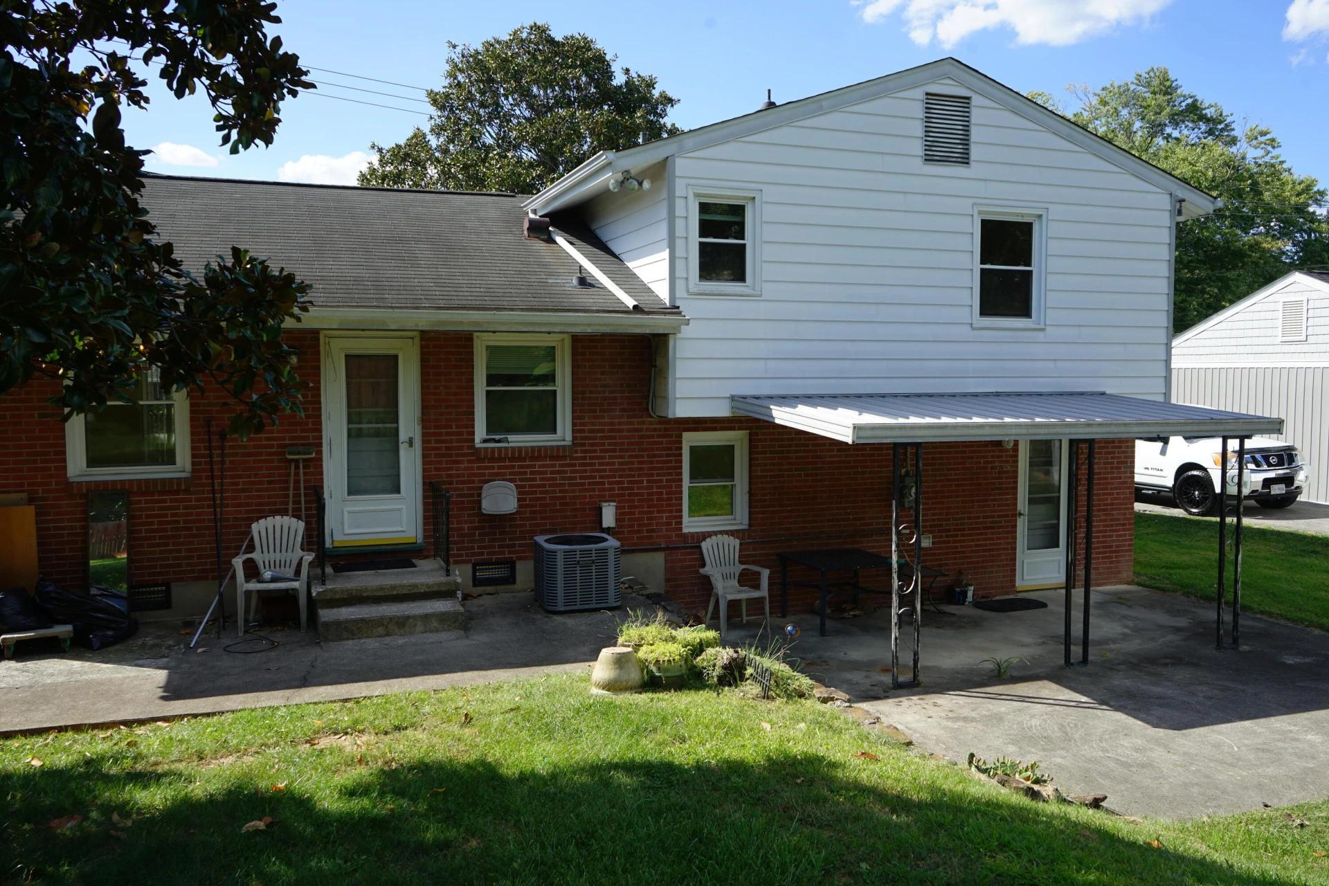 5231 Springlawn AVE - Photo 3