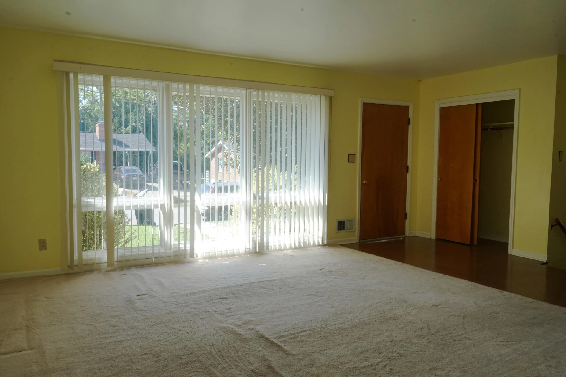 5231 Springlawn AVE - Photo 6