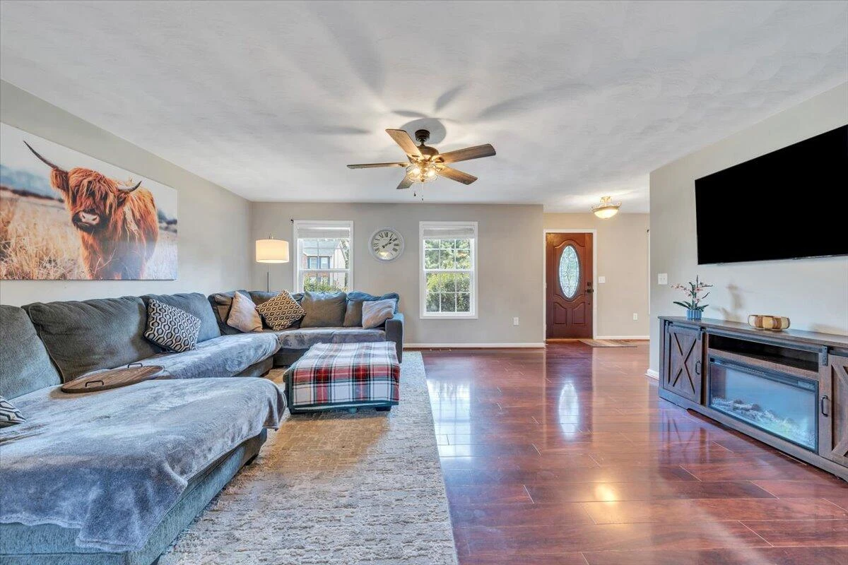 548 Old Fort RD - Photo 5