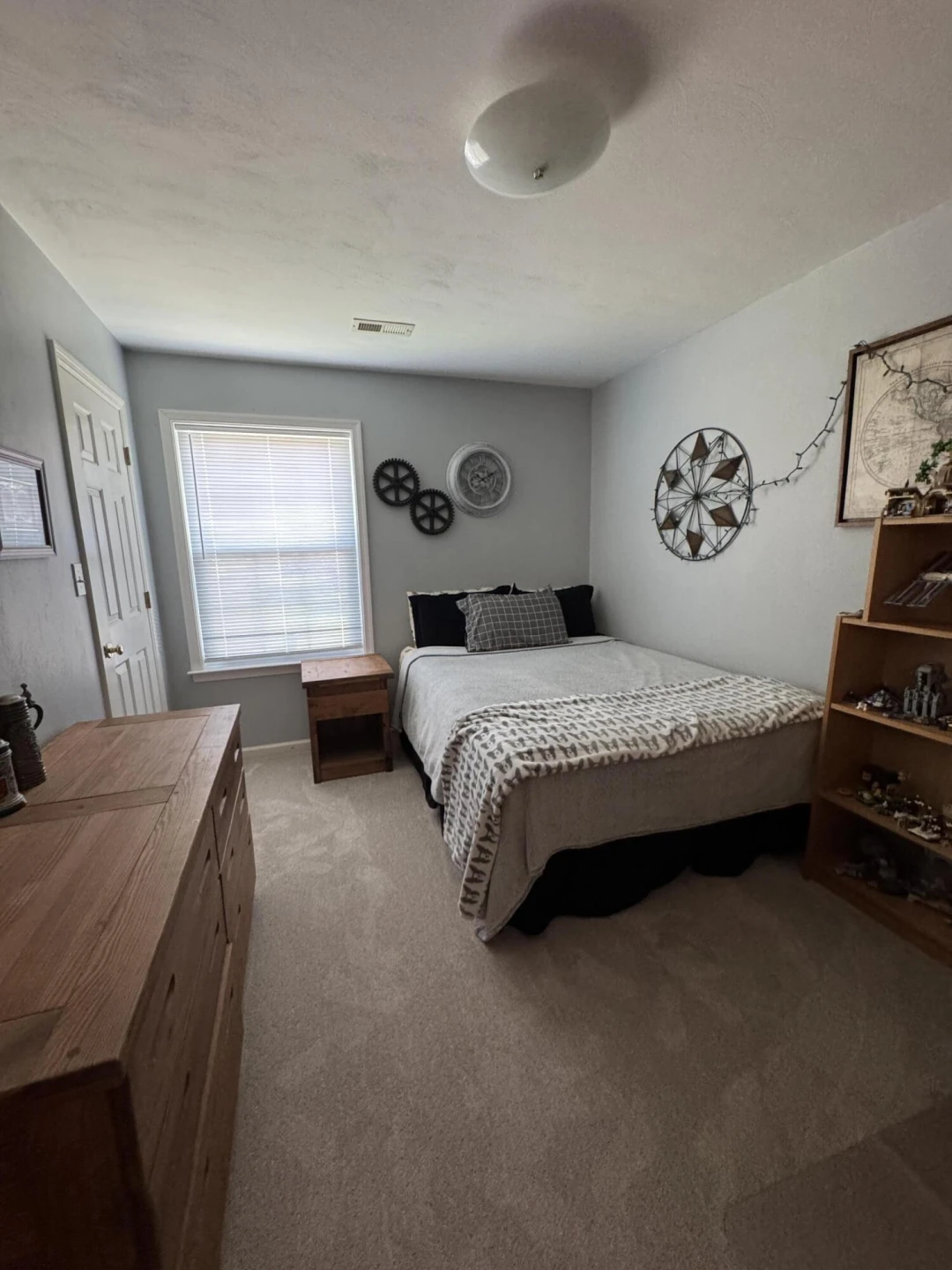 2876 Tulip LN - Photo 10