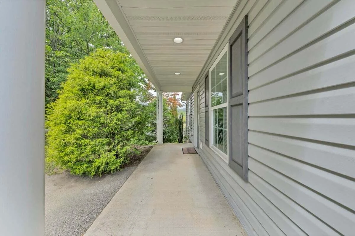 3822 Yellow Mountain RD SE - Photo 5