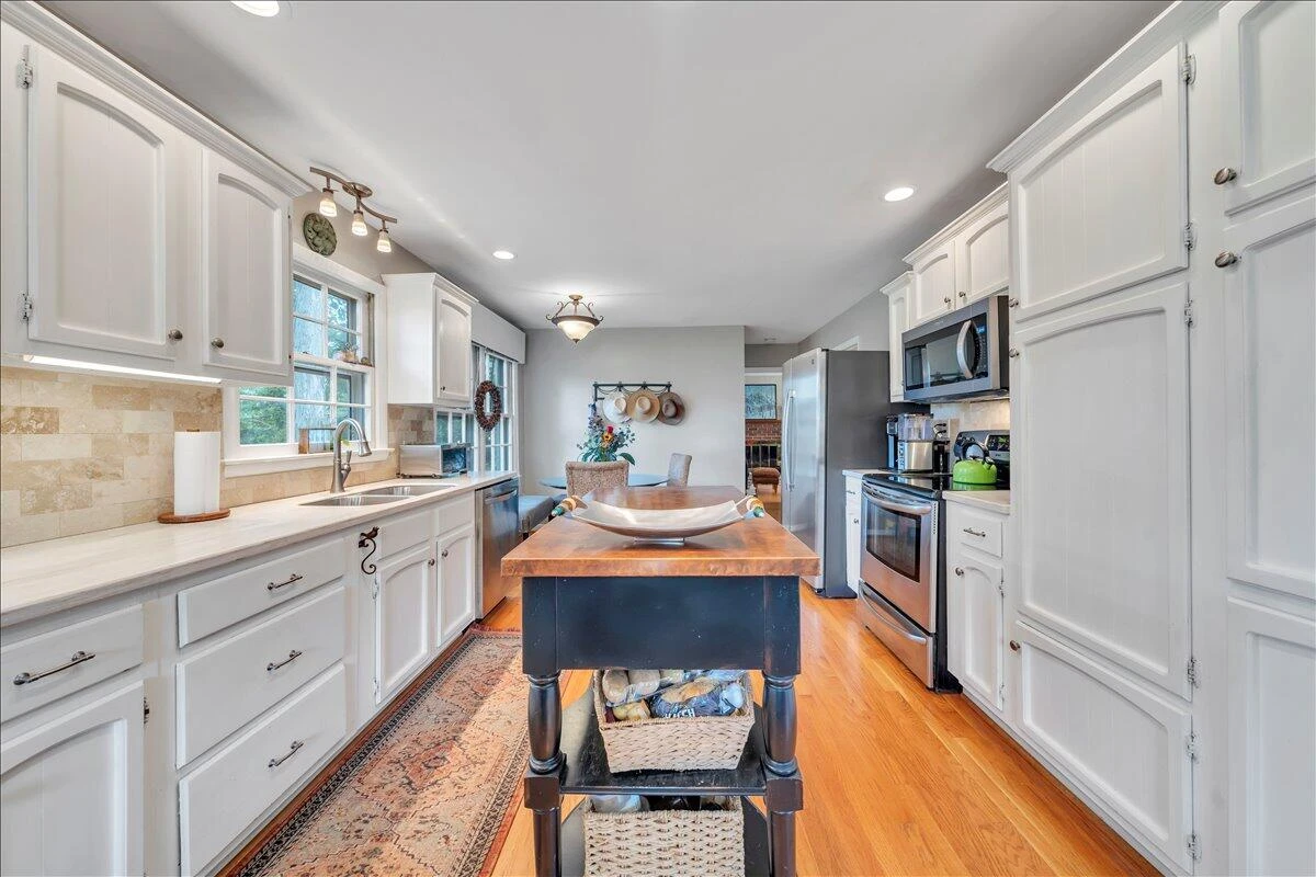 2973 Tree Swallow RD - Photo 11