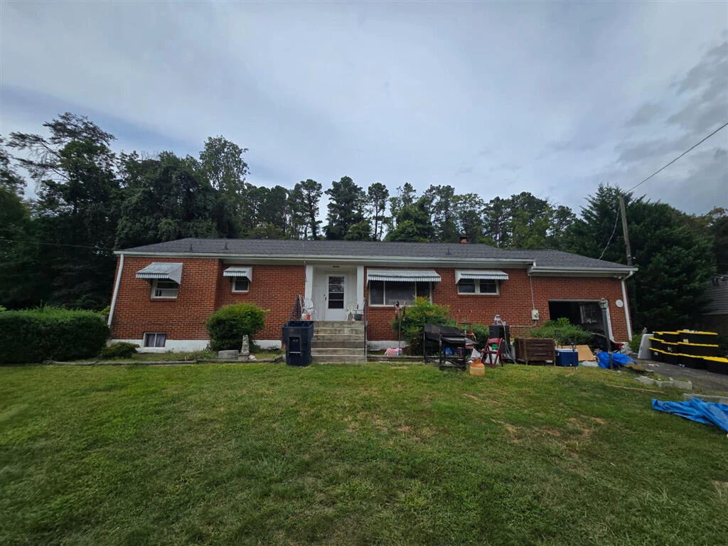 3417 Windsor RD SW