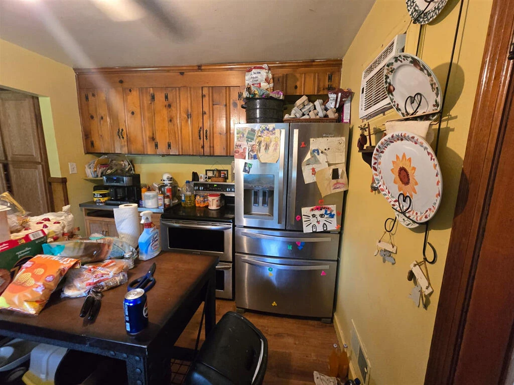 3417 Windsor RD SW - Photo 10
