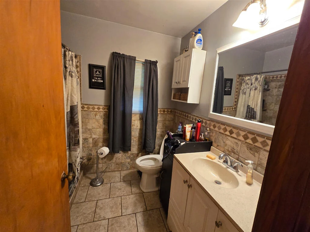 3417 Windsor RD SW - Photo 14