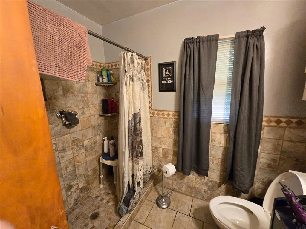 3417 Windsor RD SW - Photo 15
